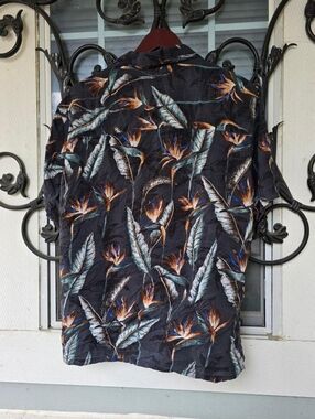 Island Shores Men's M Bird of Paradise Tropical Hawaiian Shirt 100% Rayon Summer